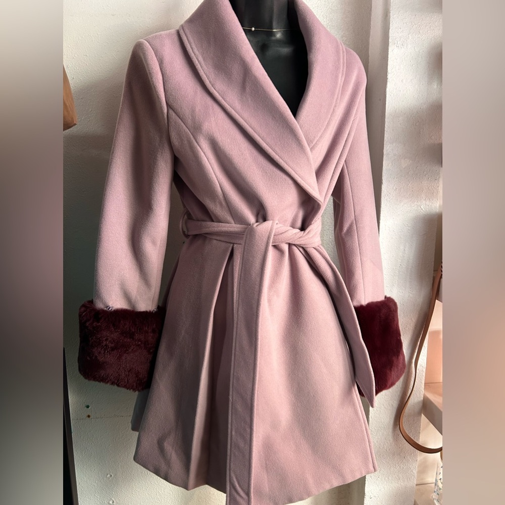 Lilac Women Dolce Cabo Coat Removable Wrist Fur Cuffs